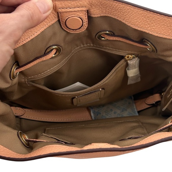 NWOT Coach Andy Crossbody With Horse And Carriage - Picture 3 of 3